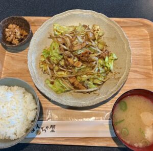 ホルモン野菜炒め